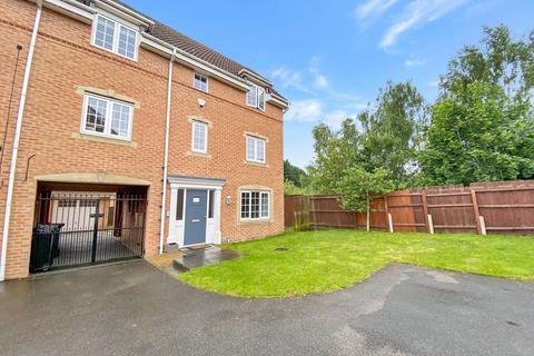 4 bedroom semi-detached house for sale