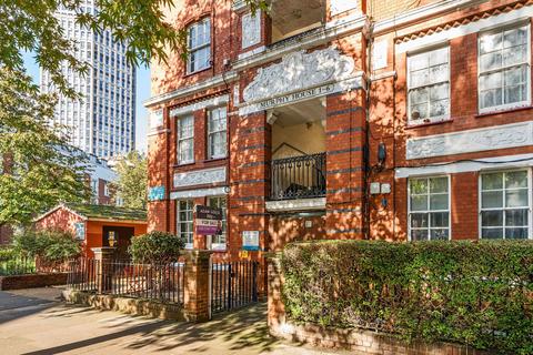 Borough Road, London SE1 3 bed apartment for sale