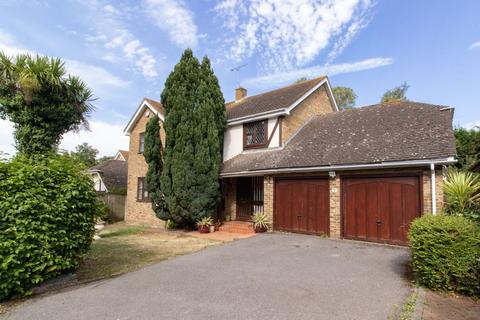 Curtis Wood Park Road, Herne Bay, CT6 4 bed detached house for sale