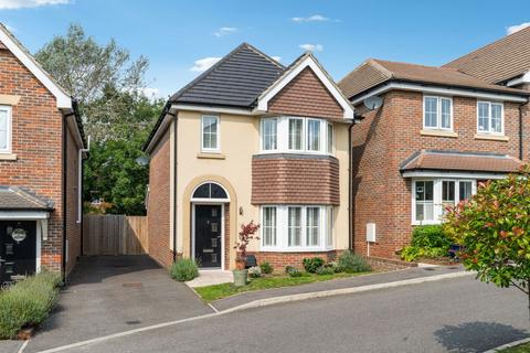 Randall Way, Chesham HP5 3 bed detached house for sale