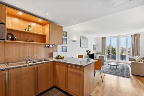 Lucas House, Kings Chelsea, SW10 1 bed apartment for sale