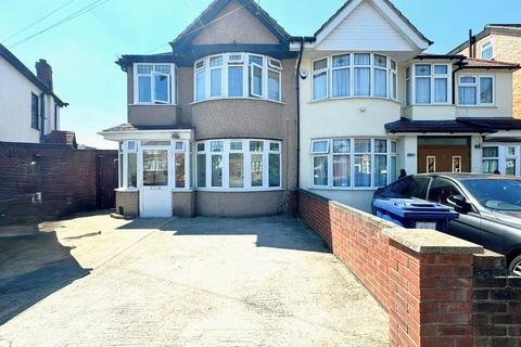 Carr Road, Northolt, Greater London, UB5 4 bed semi