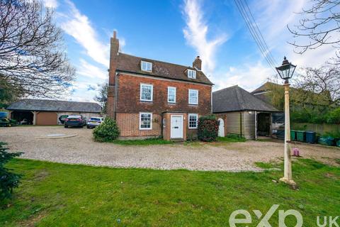 Maidstone Road, Maidstone ME17 4 bed detached house for sale