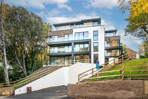 Lower Parkstone, Poole 2 bed flat for sale