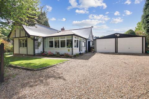 Felcourt Road, Felcourt, RH19 2 bed detached bungalow for sale