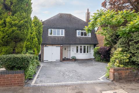 The Grove, Sutton Coldfield B74 3 bed detached house for sale