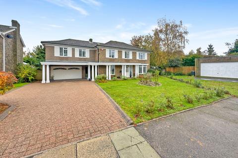 5 bedroom detached house for sale