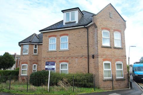 Nursery Road, Bournemouth BH9 2 bed flat for sale