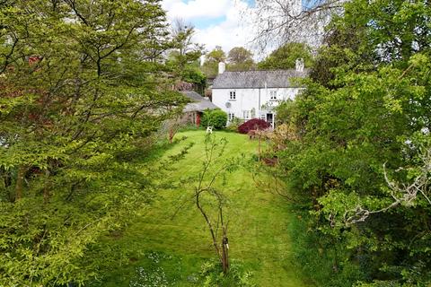 3 bedroom cottage for sale