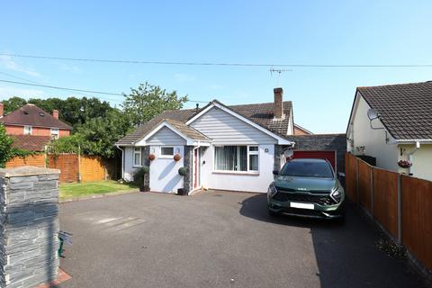 South Road, Corfe Mullen, Wimborne... 3 bed bungalow for sale