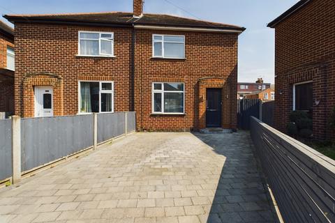 Cartwright Street, Loughborough 3 bed semi