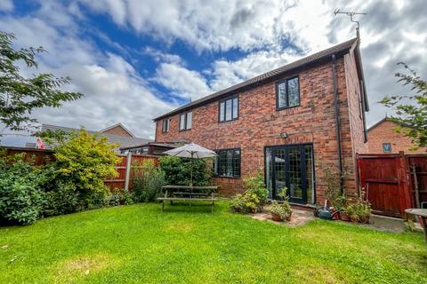 Harvest Rise, Barrow Upon Humber... 3 bed semi