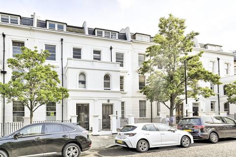 Blomfield Road, Little Venice... 1 bed flat for sale