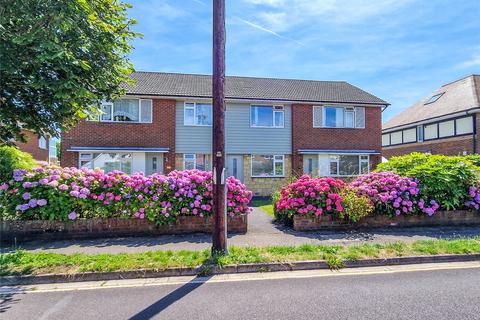 Stuart Road, Highcliffe... 2 bed apartment for sale