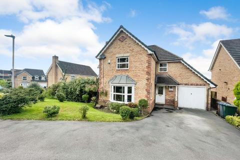 Hay Croft, Bradford, West Yorkshire 4 bed detached house for sale