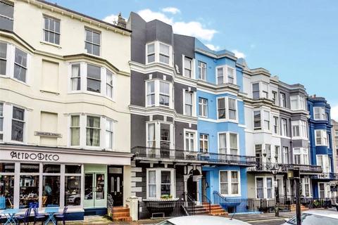 Charlotte Street, Brighton BN2 2 bed apartment for sale