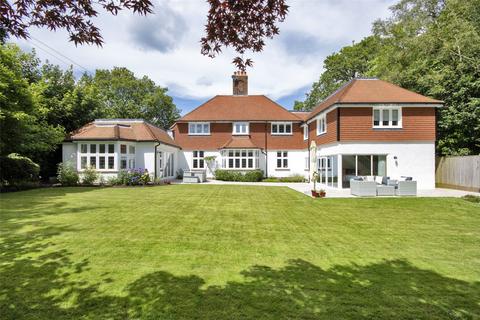 6 bedroom detached house for sale