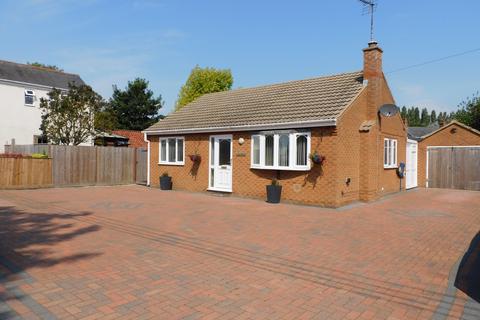 Main Road, Holbeach Drove 2 bed detached bungalow for sale