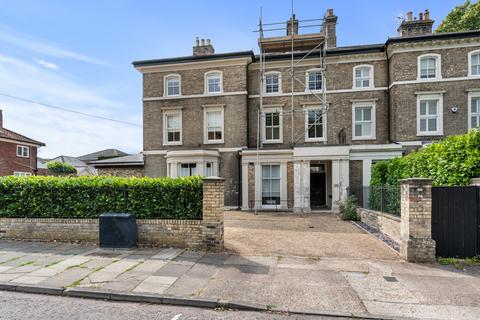 1A Beverley Road, Colchester CO3 3 bed apartment for sale