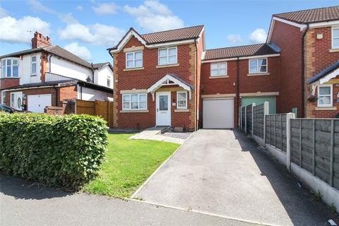 3 bedroom link detached house for sale