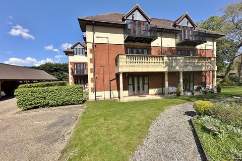 Orsett Village 2 bed apartment for sale
