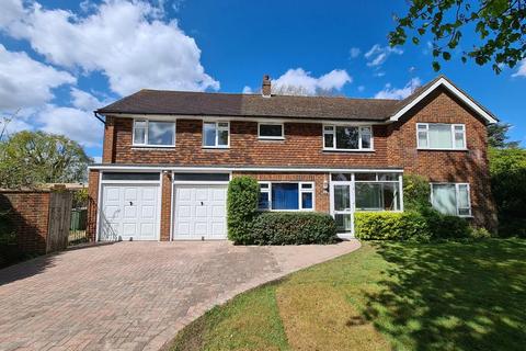 Post House Lane, Great Bookham KT23 5 bed detached house for sale