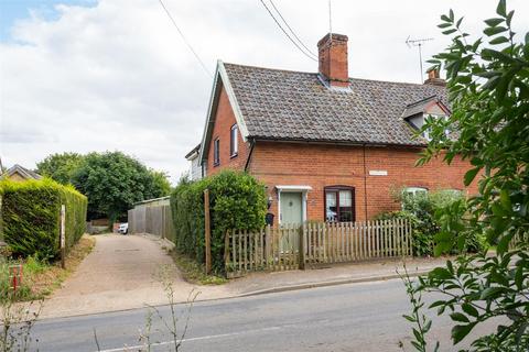 1 Victoria Cottages, Hintlesham 3 bed semi