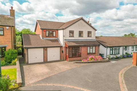 Hawk Close, Nuneaton CV11 4 bed detached house for sale