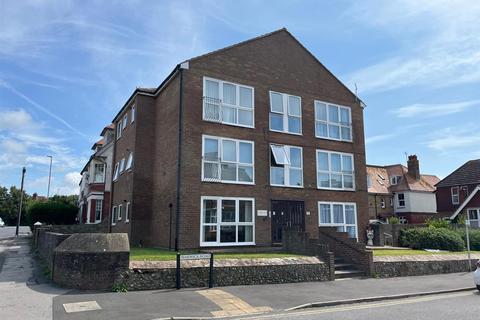 Warwick Road, Seaford 2 bed flat for sale