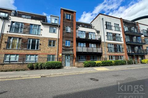 The Waterfront, Hertford 1 bed ground floor flat for sale