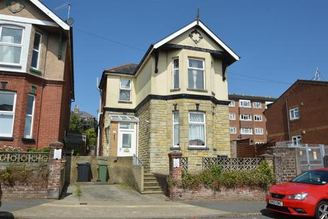 CENTRAL RYDE 3 bed detached house for sale