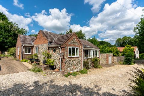 4 bedroom detached bungalow for sale