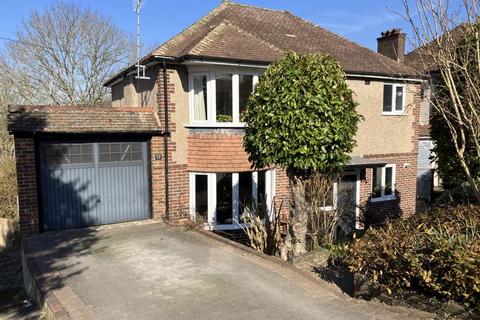 Court Farm Road, Warlingham 4 bed detached house for sale