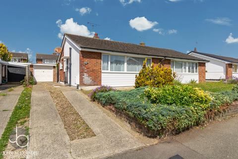 2 bedroom semi-detached bungalow for sale