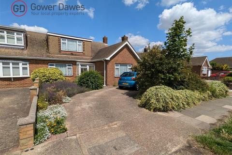 Heath Road, Orsett Heath 4 bed bungalow for sale