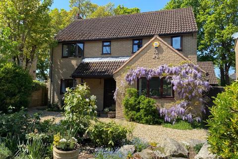 BH21 BAY CLOSE, Three Legged Cross... 4 bed detached house for sale