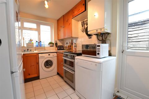 Edward Road, Barnet EN4 2 bed terraced house for sale