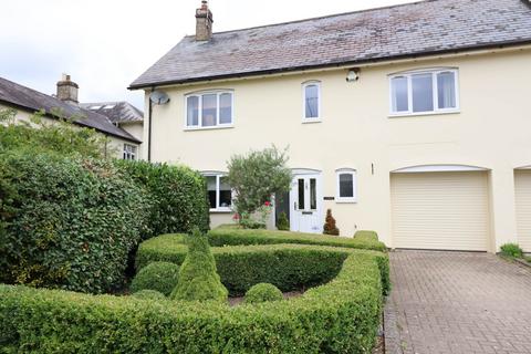 Silbury Court, Beckhampton, SN8 1QJ 4 bed semi