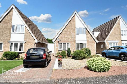 Glenfield Close, Rushden 3 bed detached house for sale