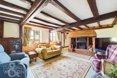 Norwich Road, Bunwell, Norwich 5 bed detached house for sale