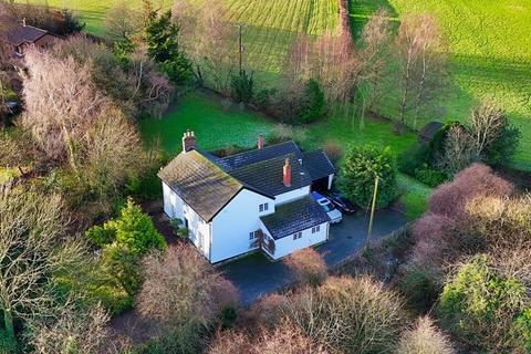 Abergavenny NP7 5 bed detached house for sale
