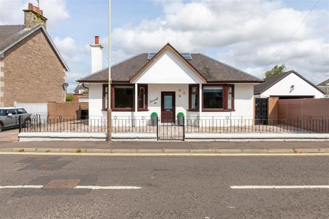 4 bedroom detached bungalow for sale