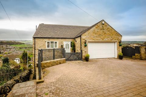 Cross Hill, Halifax HX4 6 bed detached house for sale