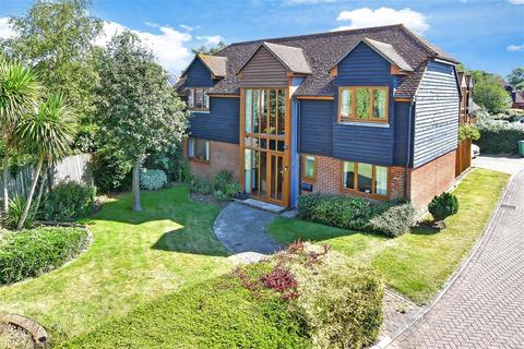 Oasthouse Field, Ivychurch, Romney... 4 bed detached house for sale