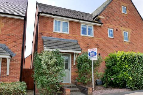 3 bedroom semi-detached house for sale