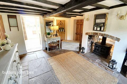 Ainsworth Lane, Northwich 4 bed cottage for sale