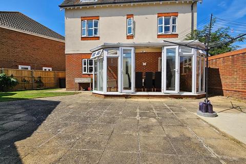 Sanderling Road, Herne Bay, CT6 6HZ 4 bed detached house for sale