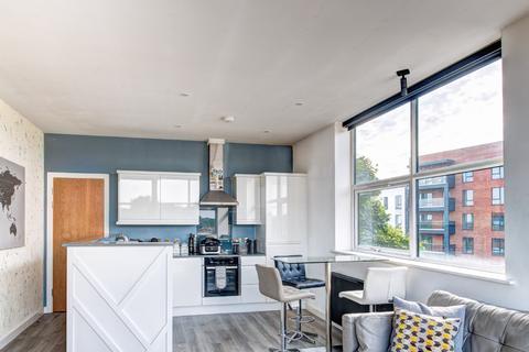 Stratford Road, Solihull B90 2 bed apartment for sale