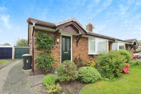 Leicester Drive, Derbyshire SK13 2 bed bungalow for sale