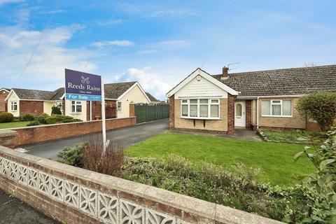 Clyfton Crescent, Lincolnshire DN40 2 bed bungalow for sale